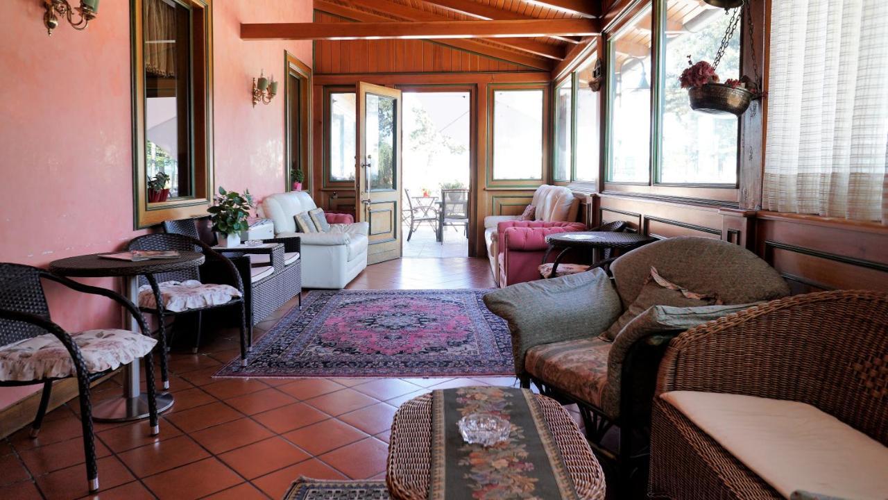 קרסולי Hotel Ristorante La Nuova Fattoria מראה חיצוני תמונה