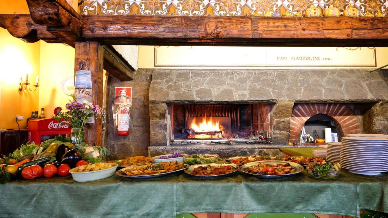 קרסולי Hotel Ristorante La Nuova Fattoria מראה חיצוני תמונה